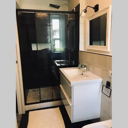 Mazzini Apartment *
