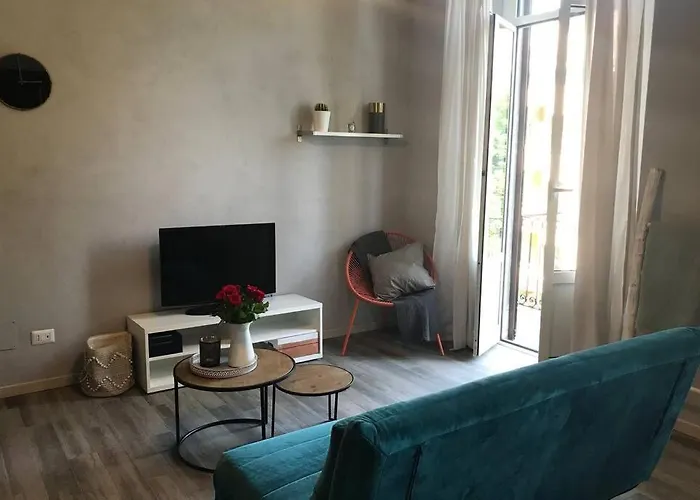 Mazzini Apartament *